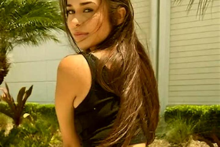escort Goli-Maya
