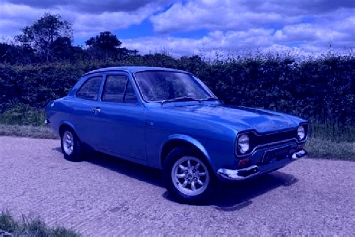 escort Golmes