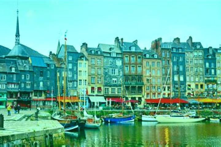 escort Gonneville-sur-Honfleur
