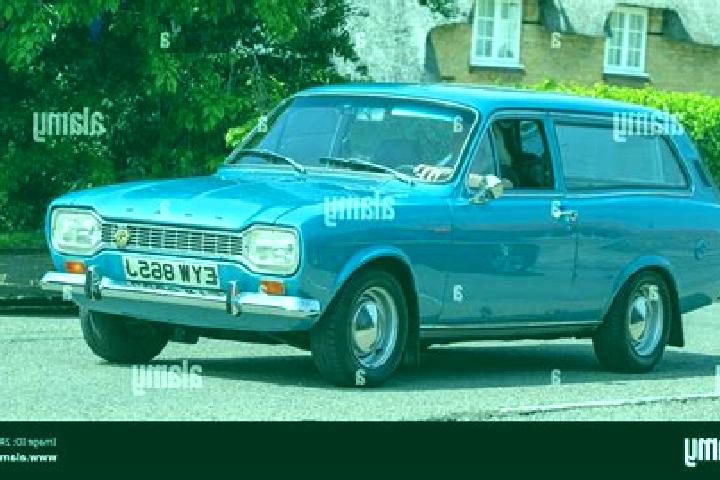 escort Grandyle Village