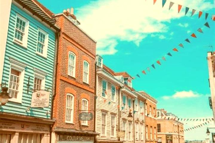 escort Gravesend