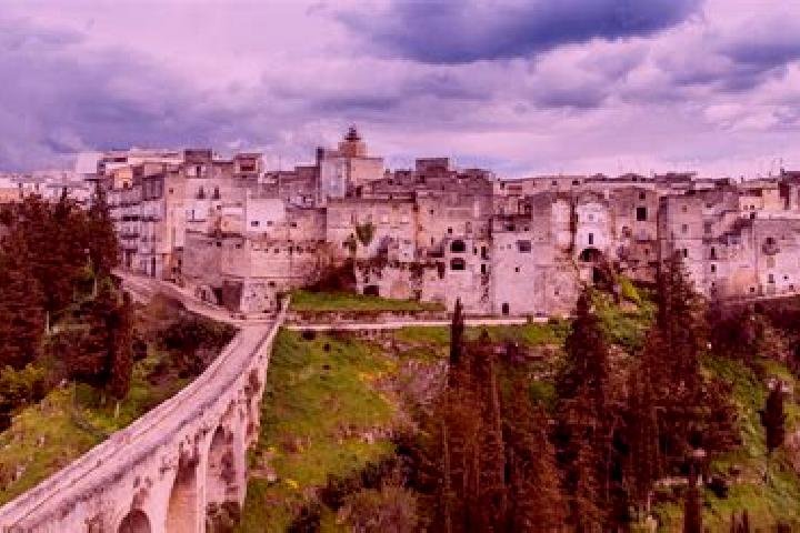 escort Gravina in Puglia