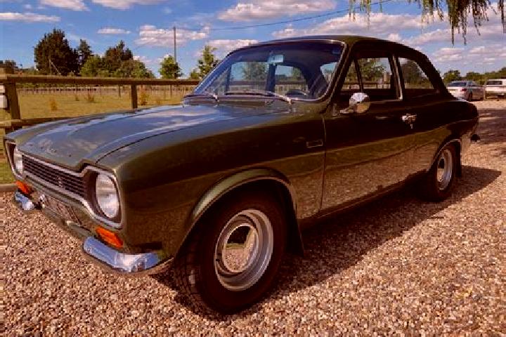 escort Green