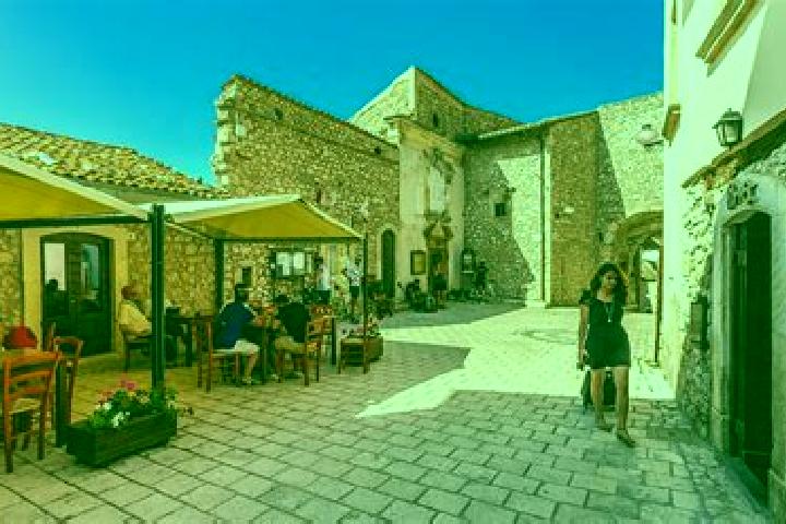 escort Grotte Santo Stefano
