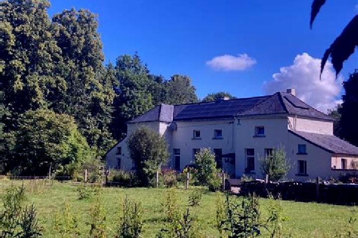 escort Haine-Saint-Pierre