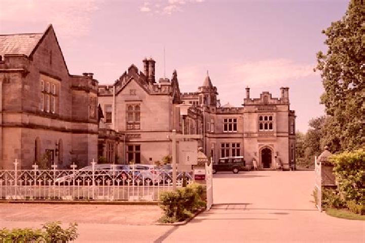 escort Hampton Manor