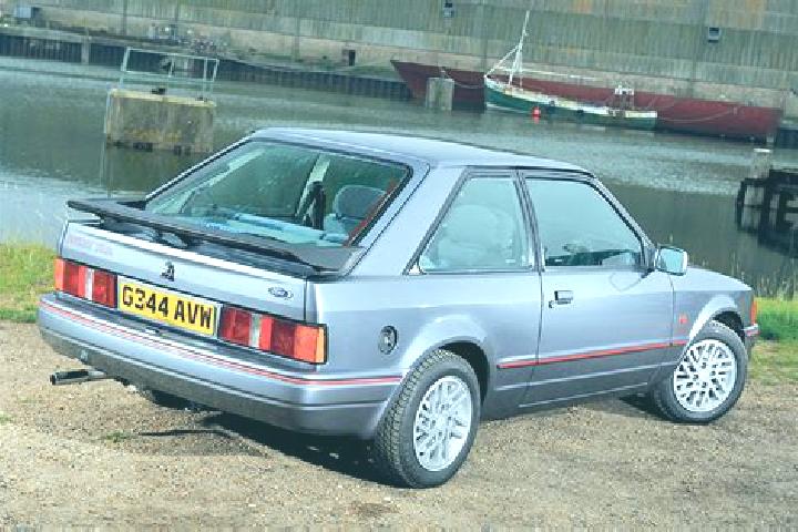 escort Hanworth