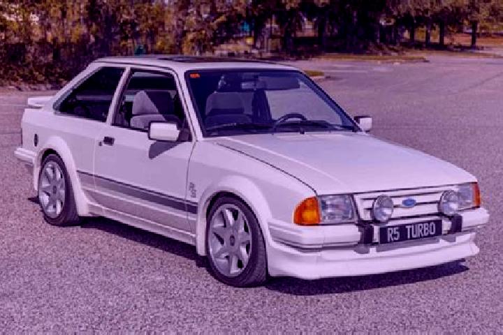 escort Harkaway