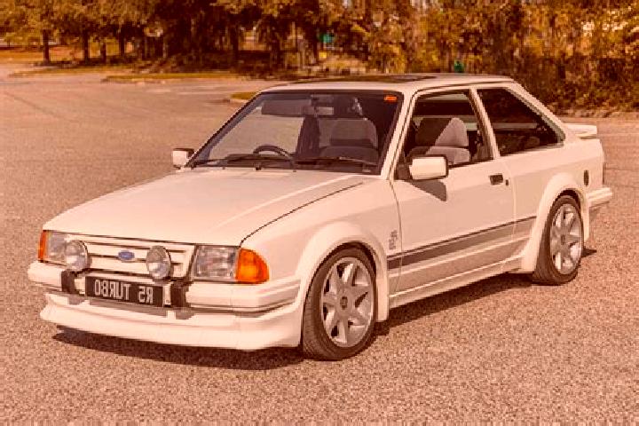 escort He eia