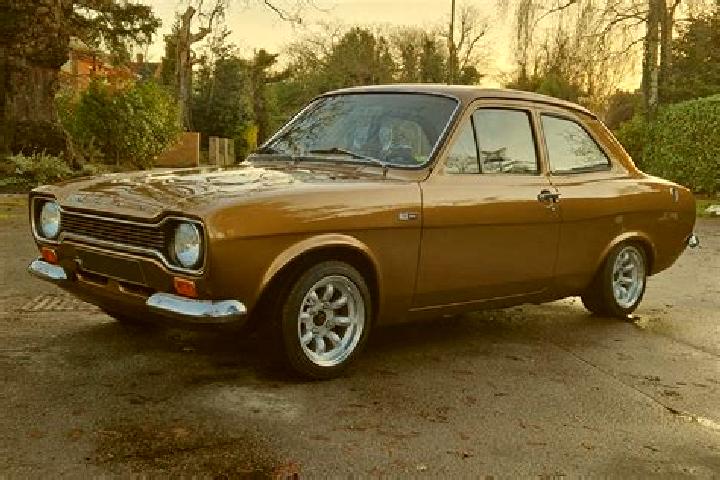 escort Henley