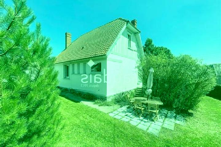 escort Heugueville-sur-Sienne