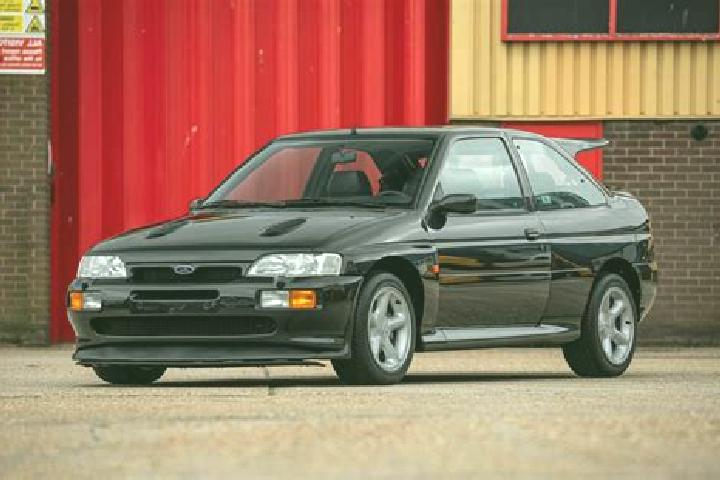escort Hillared