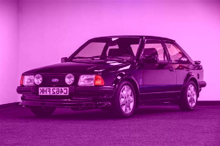 escort Hindhead