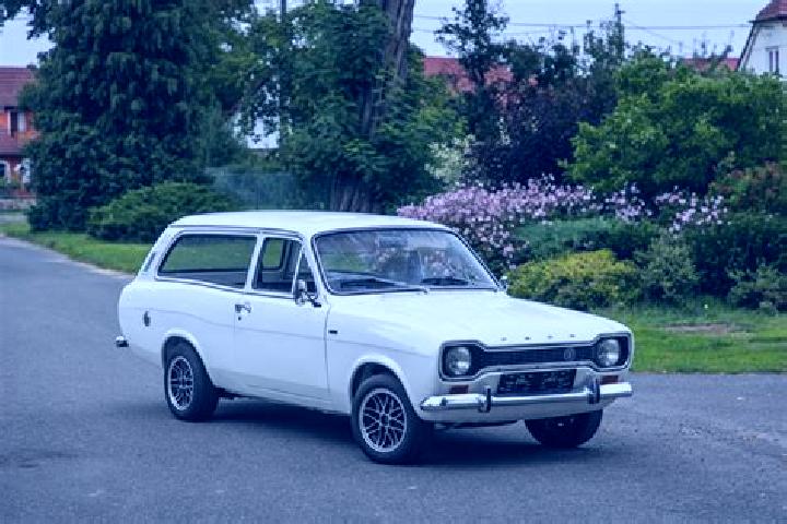 escort Hnusta
