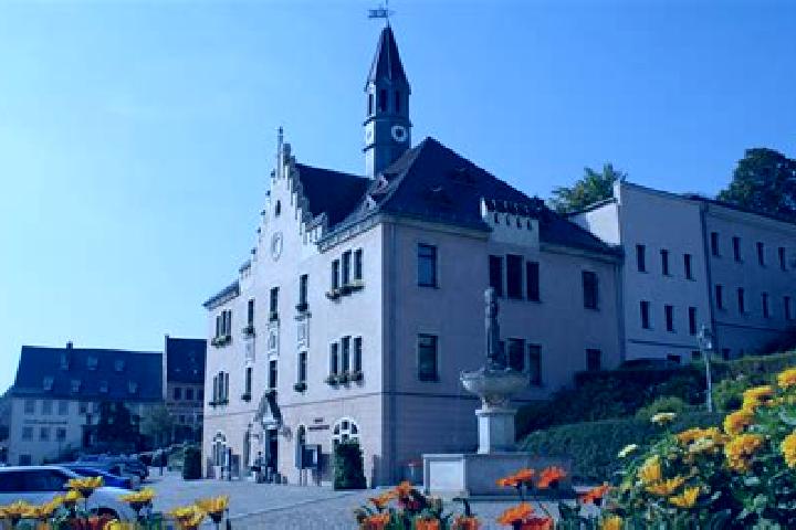 escort Hohenstein-Ernstthal