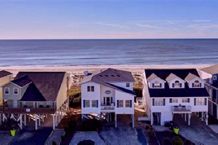 escort Holden Beach