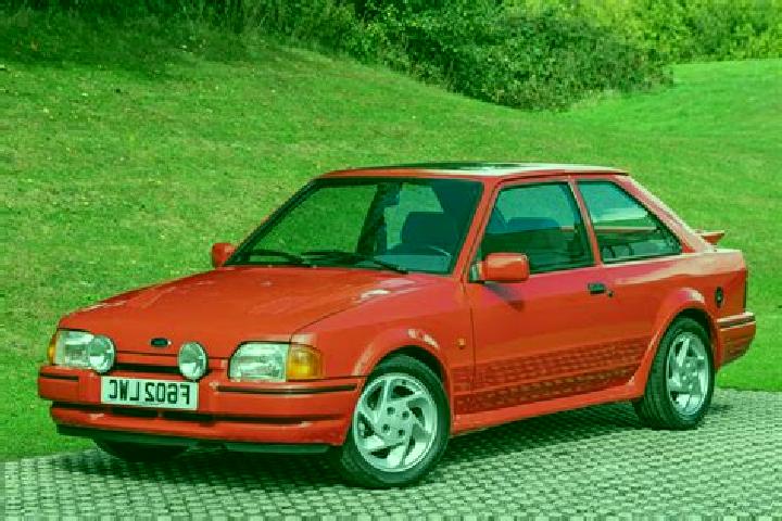 escort Holmpton