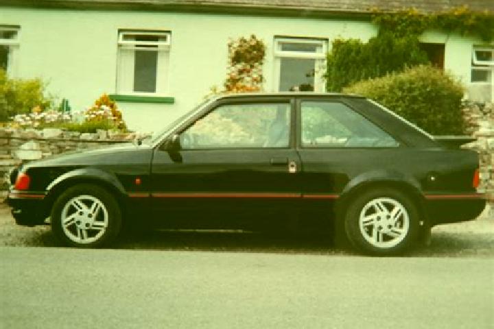 escort Howlong