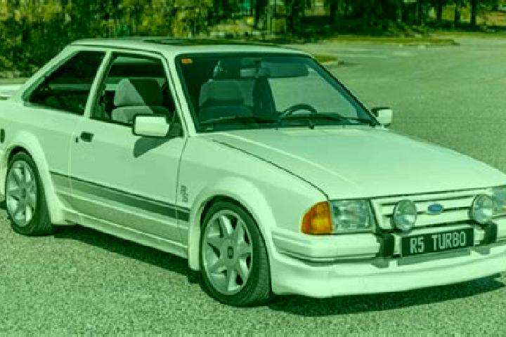 escort Huedin