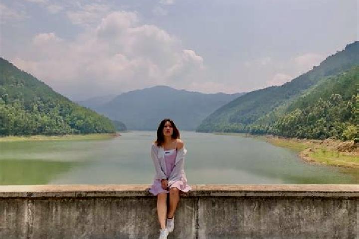 escort Huong Canh