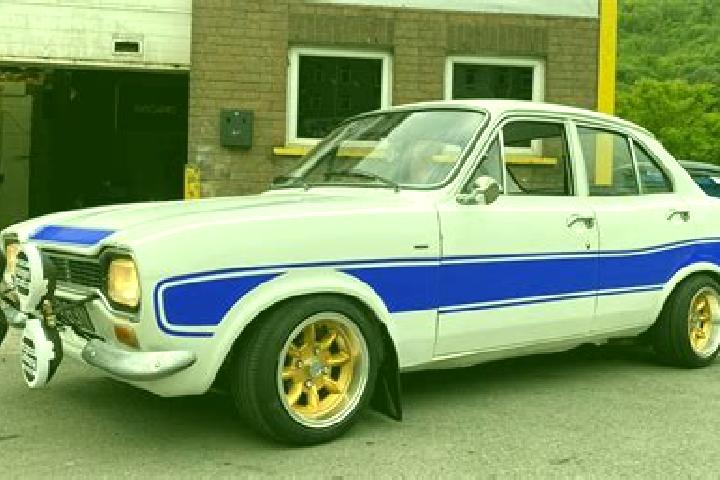 escort Ilfoveni