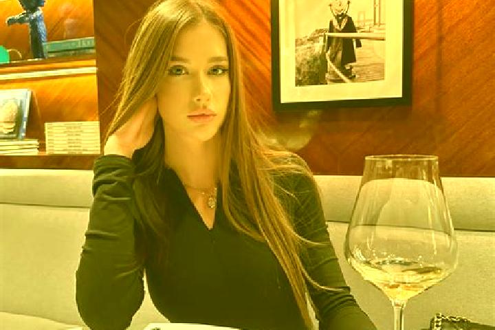 escort Ina