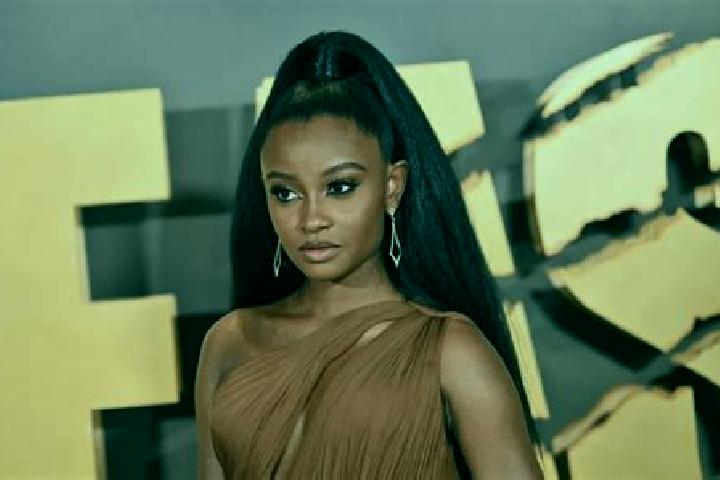 escort Iyana-Ofa