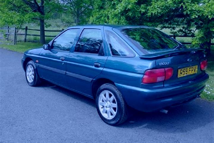 escort Jiadi