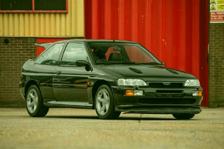 escort Junnar