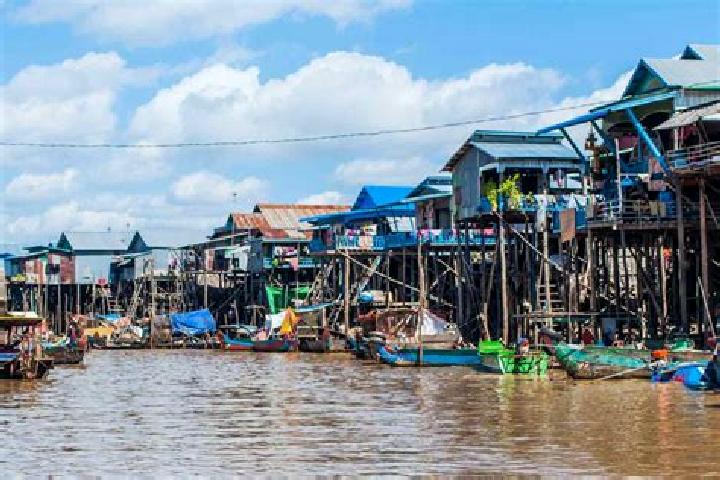 escort Kampong Tajar