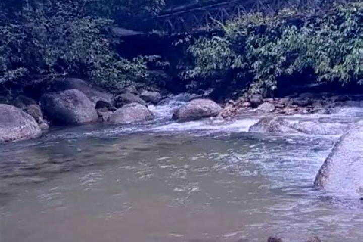 escort Kampung Kuala Sepetang