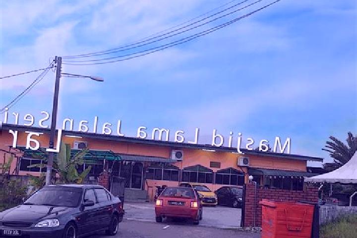 escort Kampung Larkin Lama