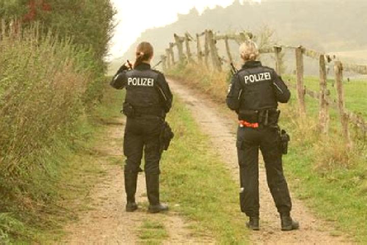 escort Kamsdorf