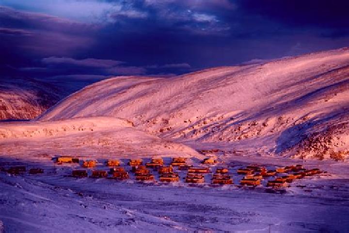 escort Kangiqsujuaq