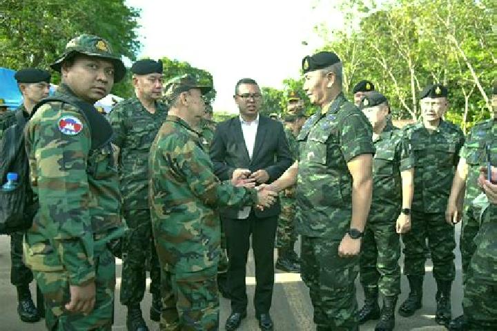 escort Kap Choeng