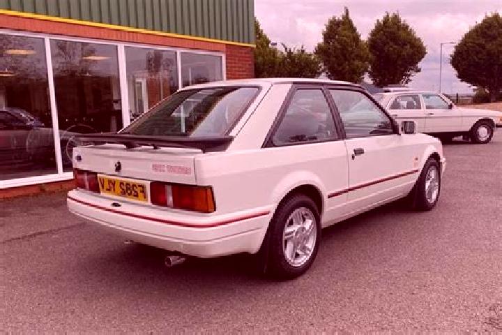 escort Katuli