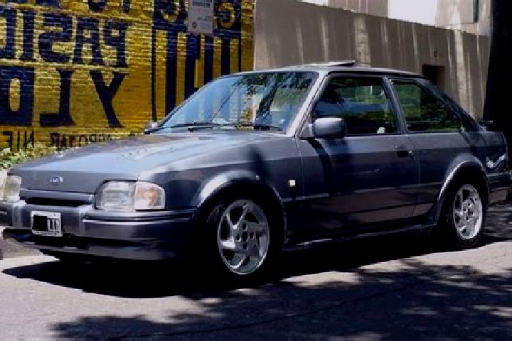 escort Kertapura