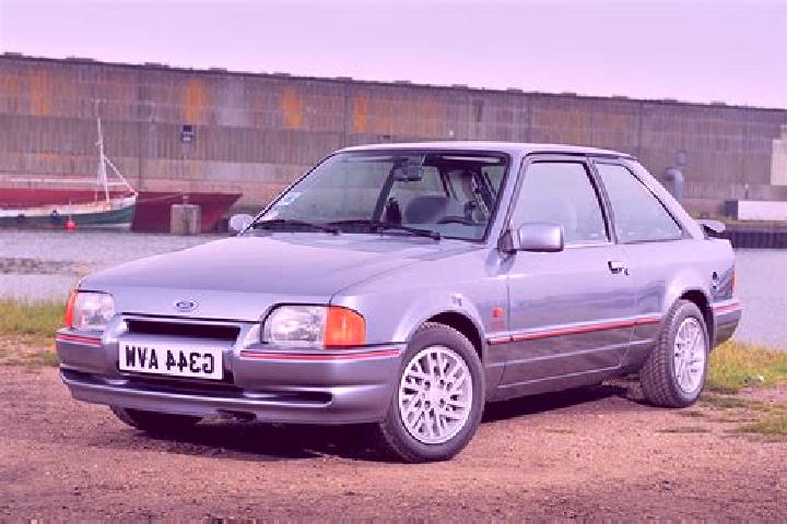 escort Kewaskum