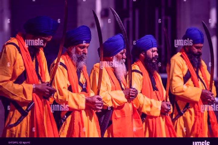 escort Khan Sahib