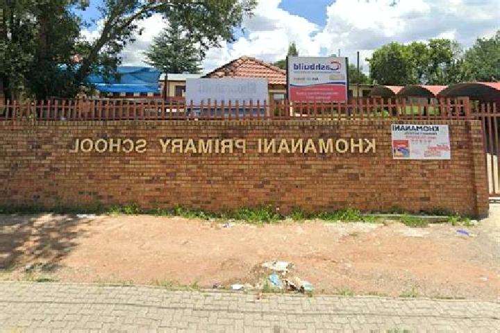 escort Khomanani