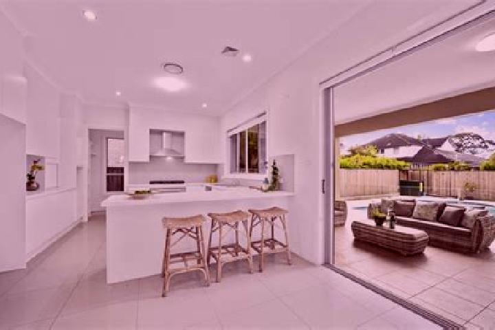 escort Killarney Heights