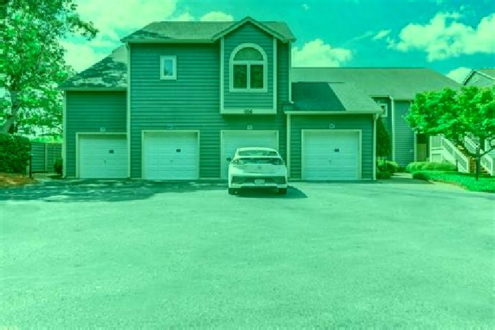escort Kingston Estates