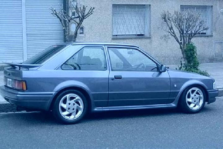 escort Kola a