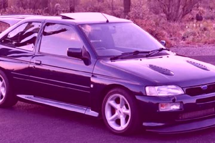 escort Komatou