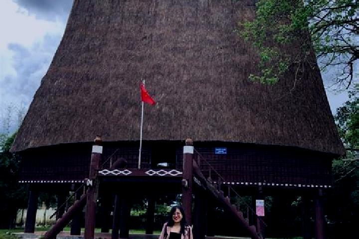 escort Kon Tum
