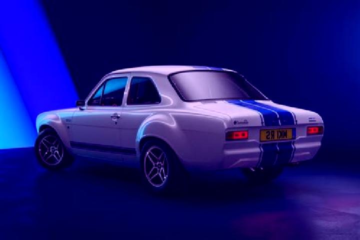escort Kortenhoef