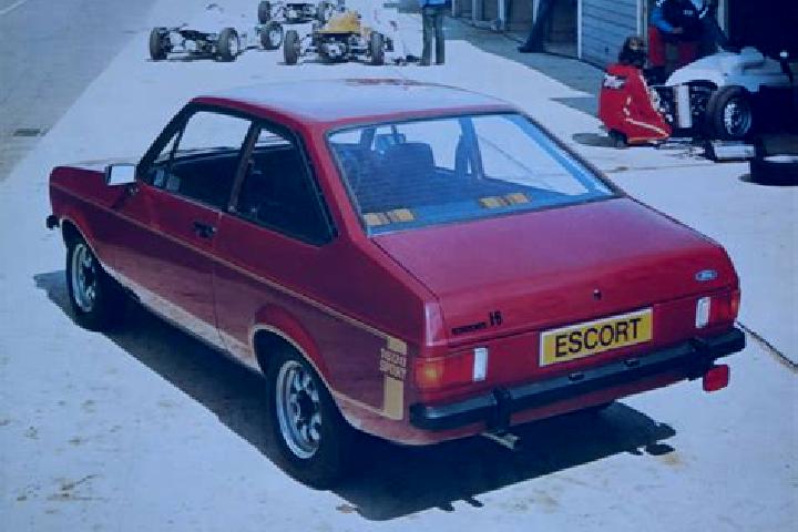 escort Koudebo Dan
