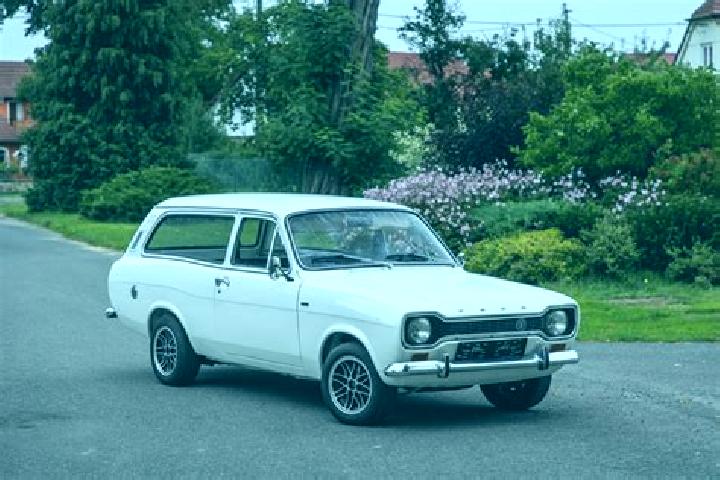 escort Kouts