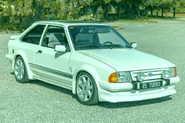 escort Kurau