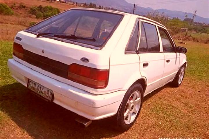 escort Kwaluseni